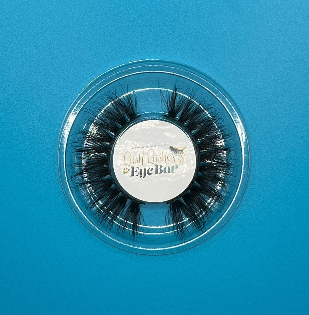 Royal Eyelash Strips